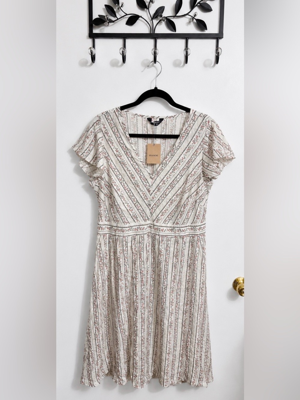BloomChic Floral Stripe Midi Dress – Size 14/16 (NWT)